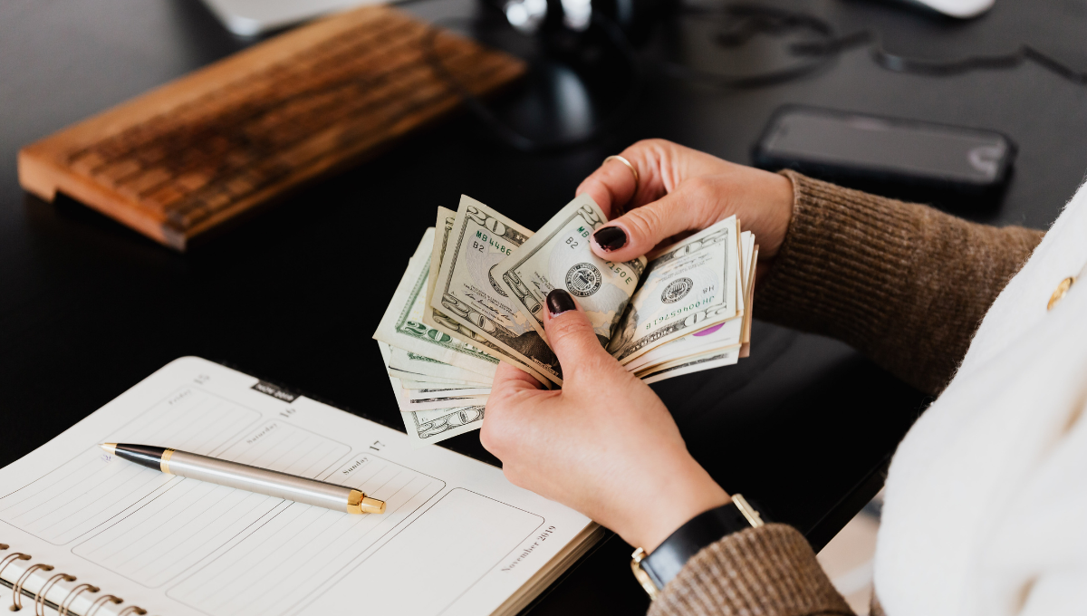Cash Flow Là Gì? Mối Quan Hệ Giữa Lợi Nhuận Và Cash Flow 6 Cash Flow Là Gì? Mối Quan Hệ Giữa Lợi Nhuận Và Cash Flow