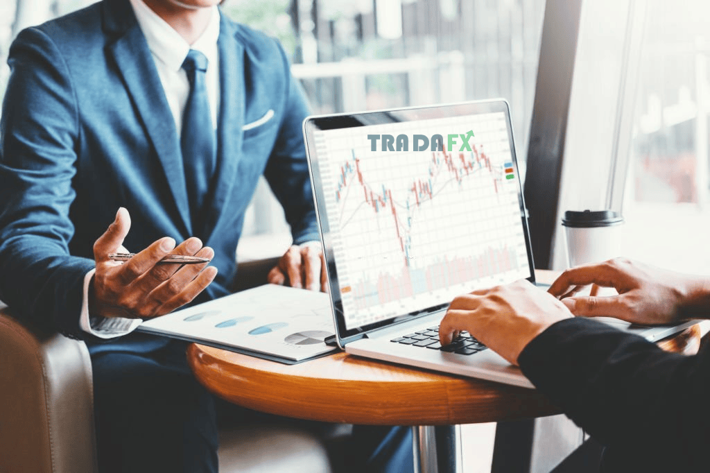 Cổ Phiếu Trụ Là Gì? Kiến Thức Cần Biết Cho Nhà Đầu Tư Chứng Khoán 2023 10 Có nên đầu tư vào cổ phiếu trụ không